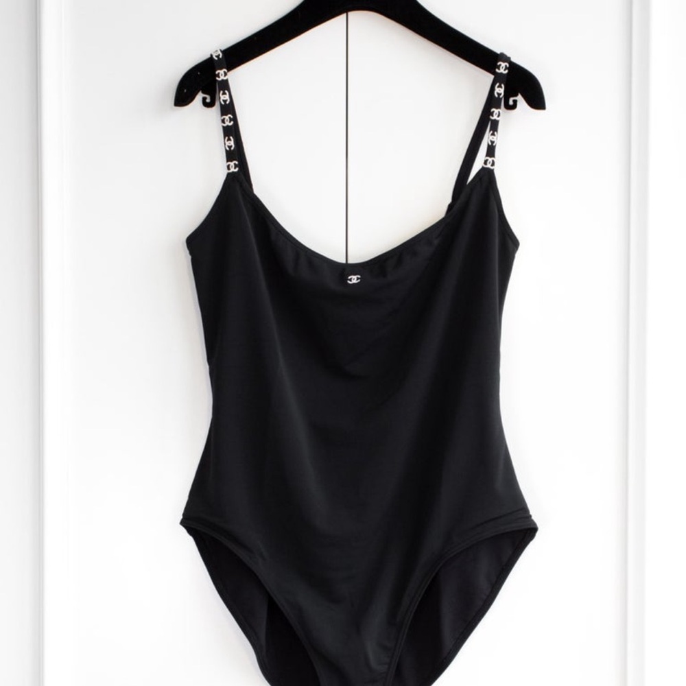 CHANEL Elegant Black One Piece Swimsuit